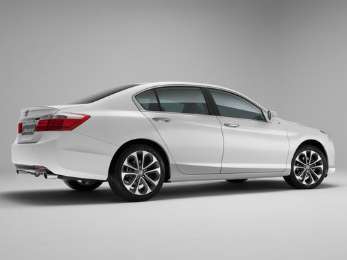 Honda Новый Accord Изображение для фотогалереи: Honda Accord New