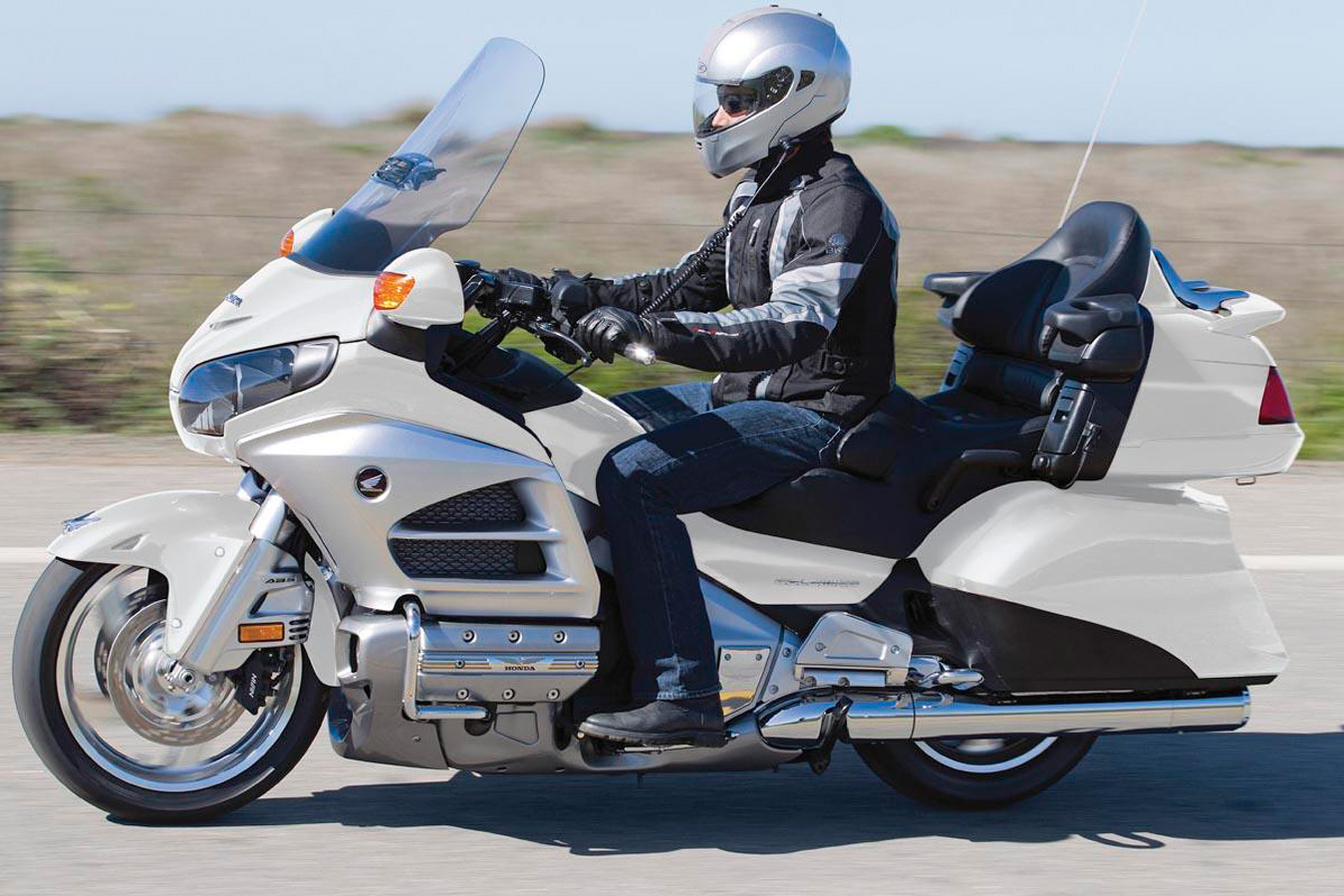 honda gold wing 1800 
