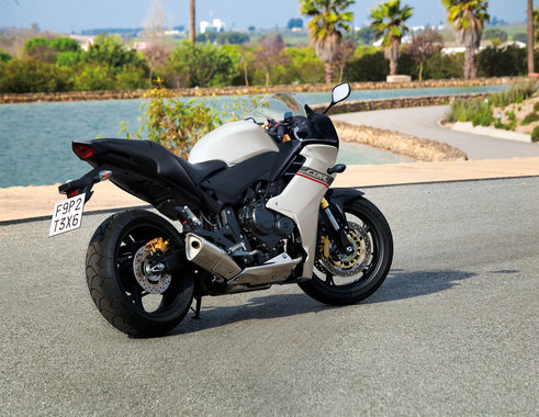 Honda CBR600F 