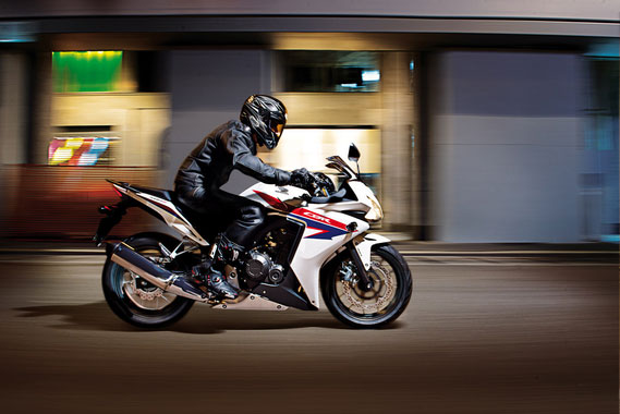 Honda Спецификация Изображение для фотогалереи: CBR500RAD