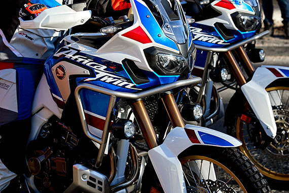 Honda AFRICA TWIN ADVENTURE SPORTS 2018 Изображение для фотогалереи: africa_twin_adventure_sports_2018