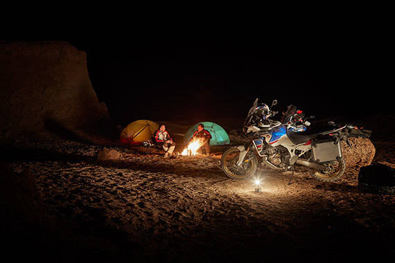 Honda AFRICA TWIN ADVENTURE SPORTS 2018 Изображение для фотогалереи: africa_twin_adventure_sports_2018