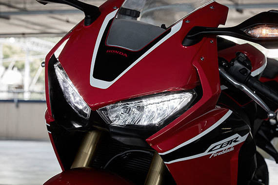 Honda CBR1000RA FIREBLADE Изображение для фотогалереи: CBR1000RA FIREBLADE 